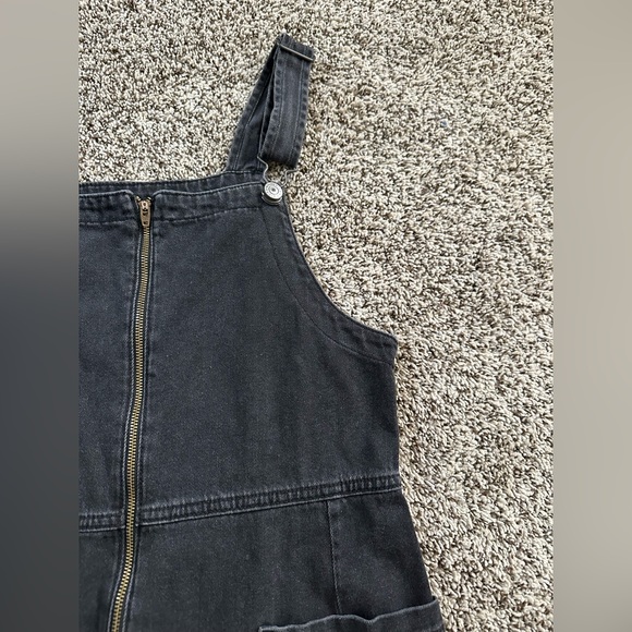 American Eagle. Women’s jumpsuit size small. - Picture 5 of 9